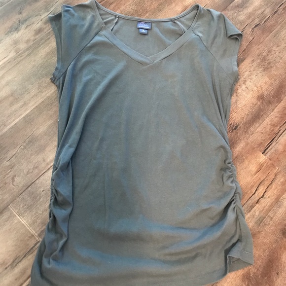 Oh Baby by Motherhood Tops - Oh Baby! Grey V-Neck Short Sleeve Maternity Tee